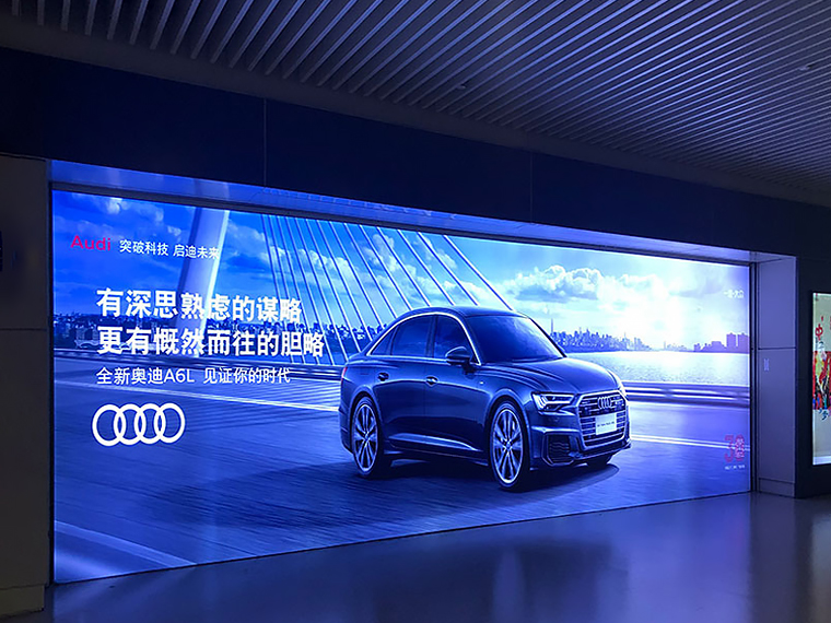 室内高清超博灯箱